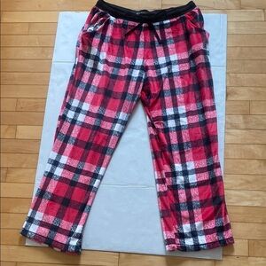 Croft & Barrow Plaid Lounge Pants black/red/ white w elastic waist Size X-Large